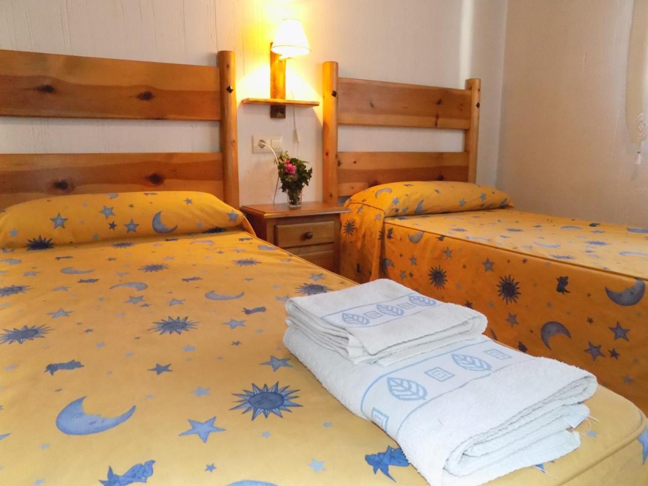 Hostal Fuente Del Gamellon Buenache de la Sierra Exterior foto