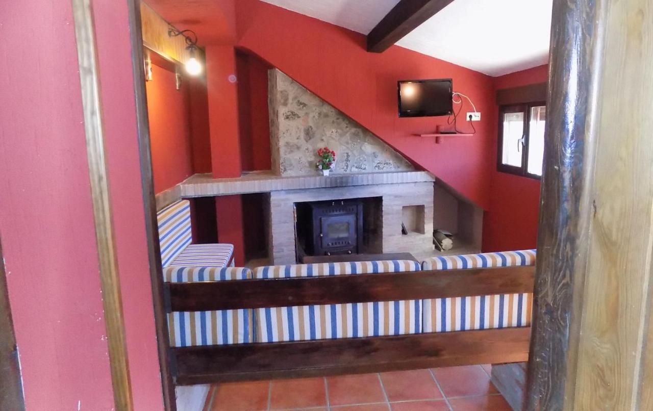 Hostal Fuente Del Gamellon Buenache de la Sierra Exterior foto